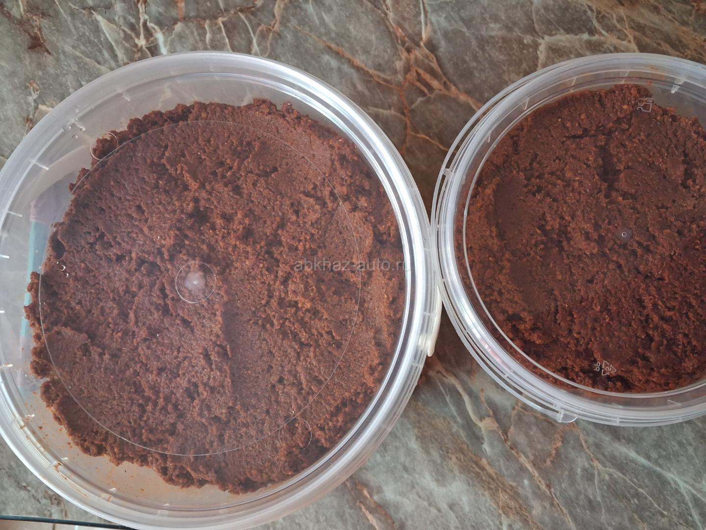 Аджика свежая, ручной работы