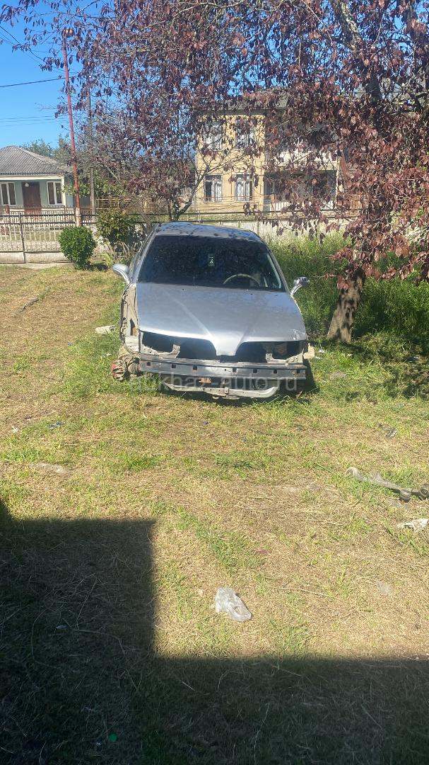 Mitsubishi Carisma