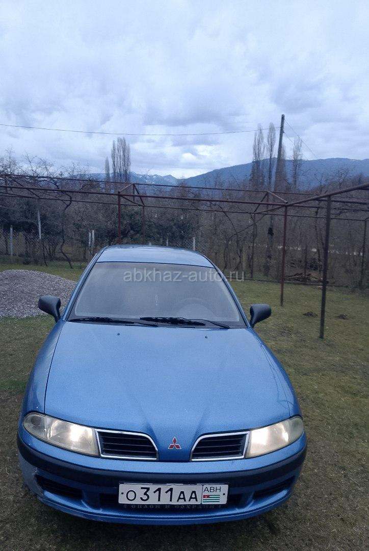 Mitsubishi Carisma