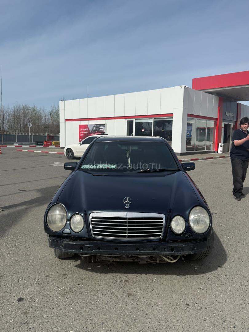 Mercedes-Benz E-Класс