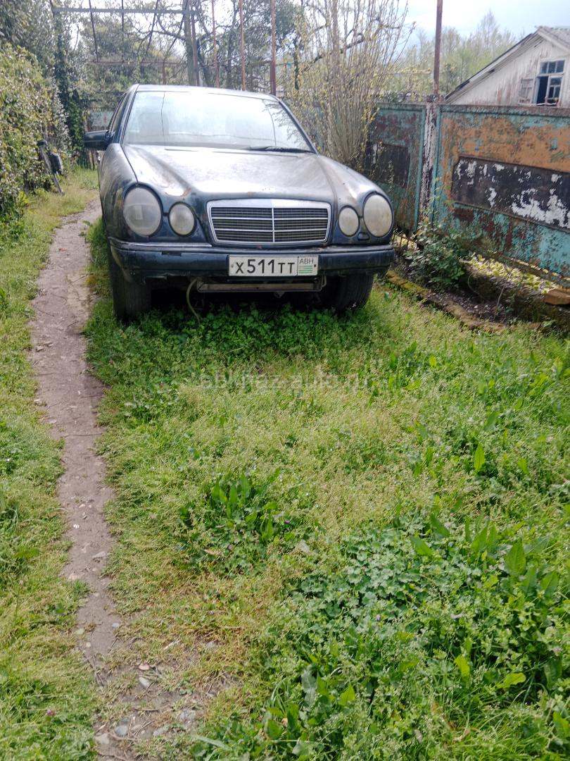Mercedes-Benz E-Класс