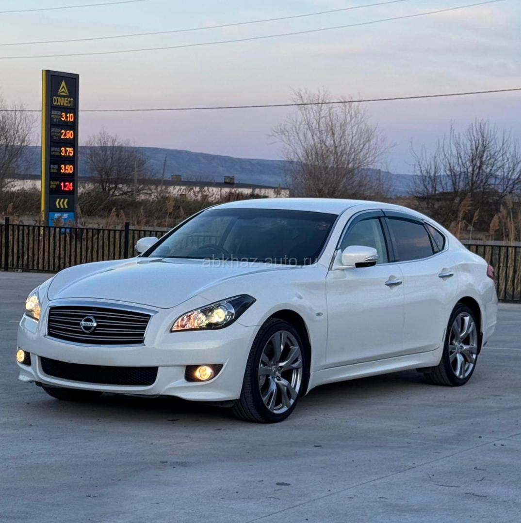 Nissan Fuga