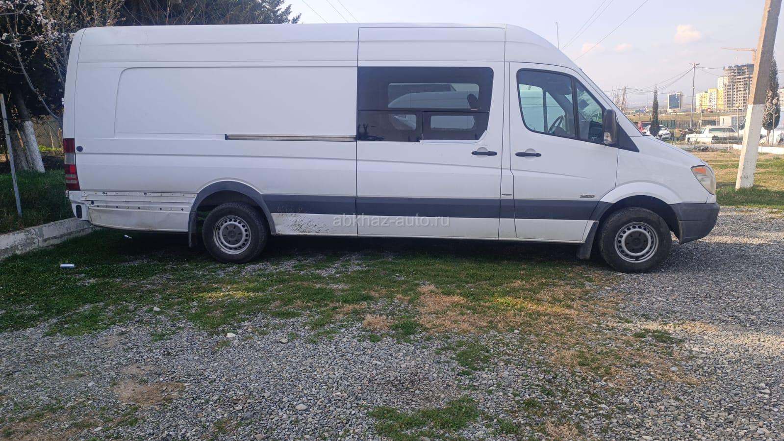 Mercedes-Benz Sprinter