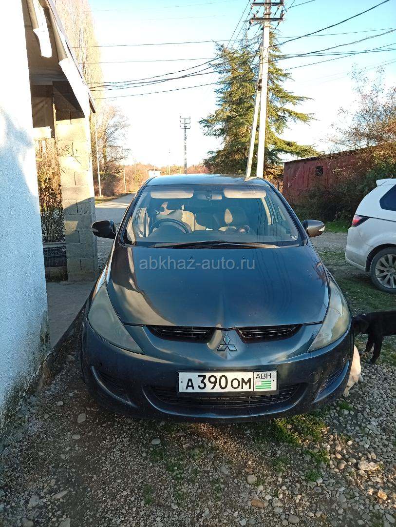 Mitsubishi Grandis