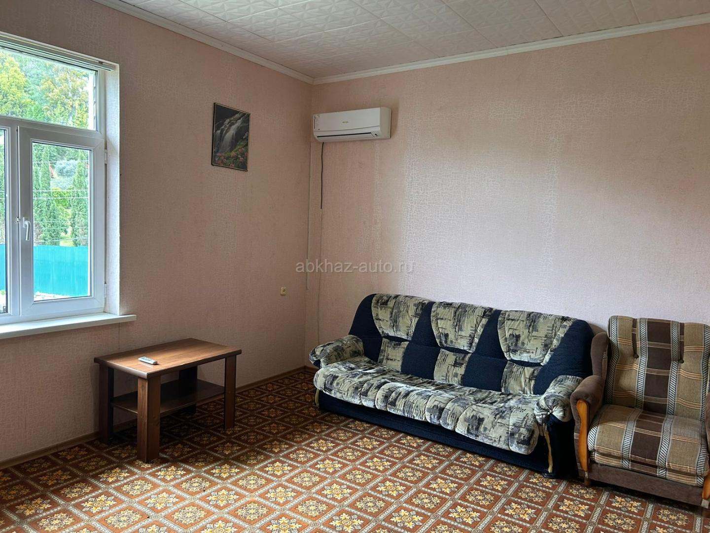 Сдаются комнаты ,для работников ,служащих , в Гагре