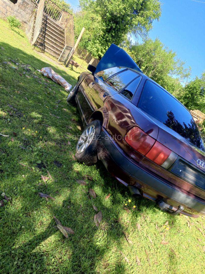 Audi 80
