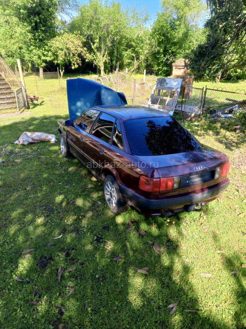 Audi 80