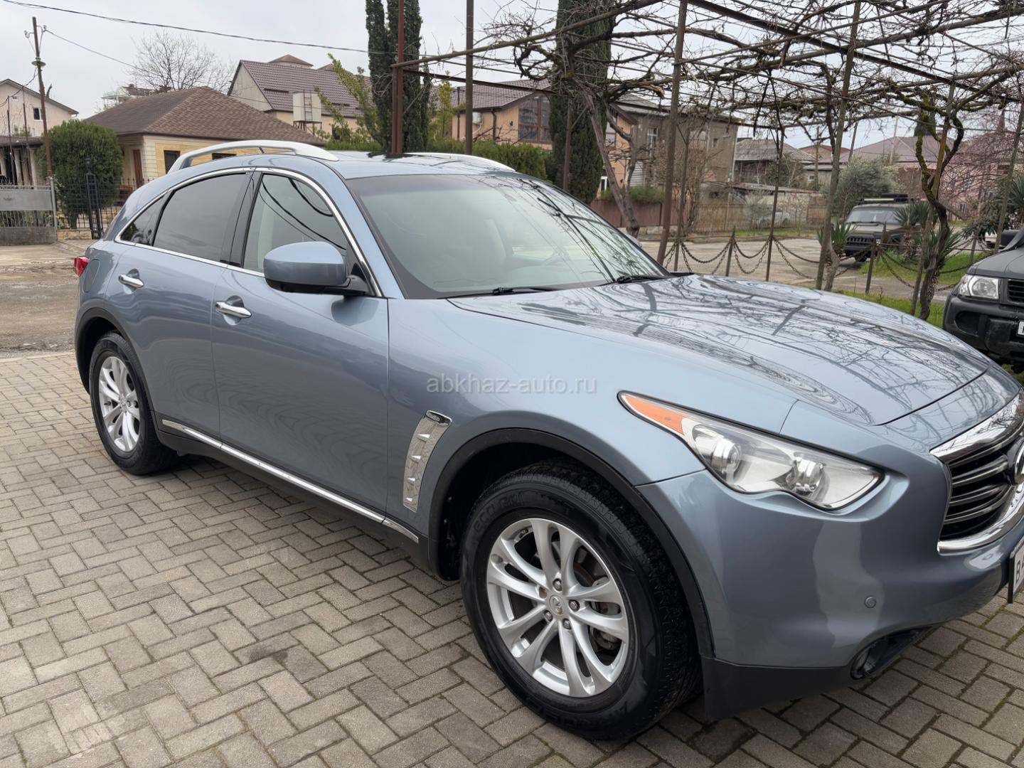 Infiniti FX