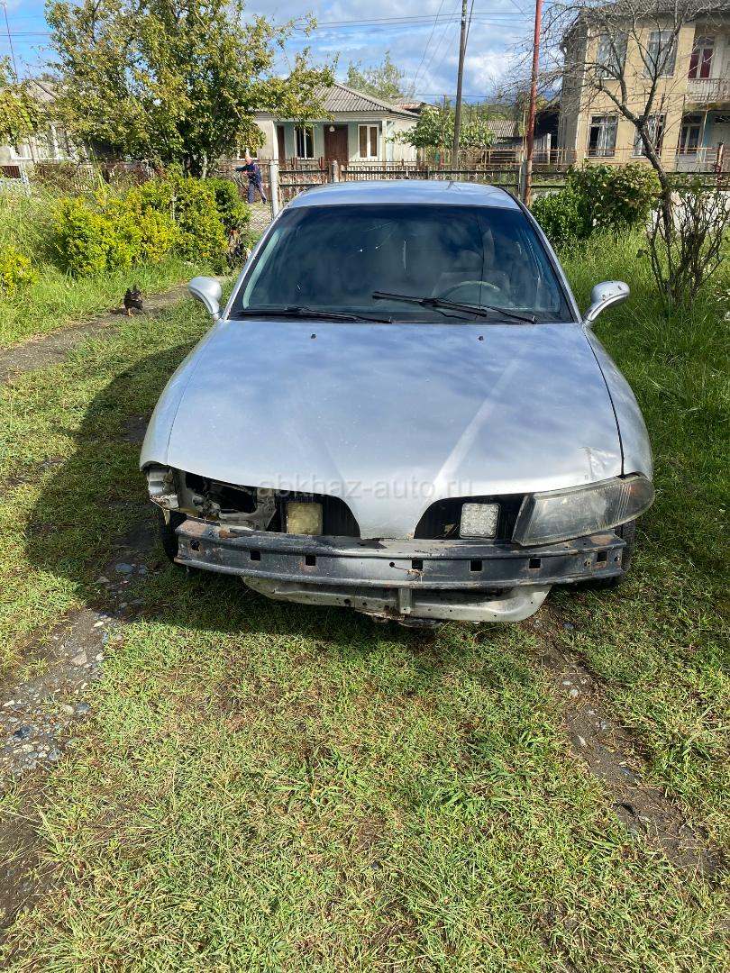 Mitsubishi Carisma