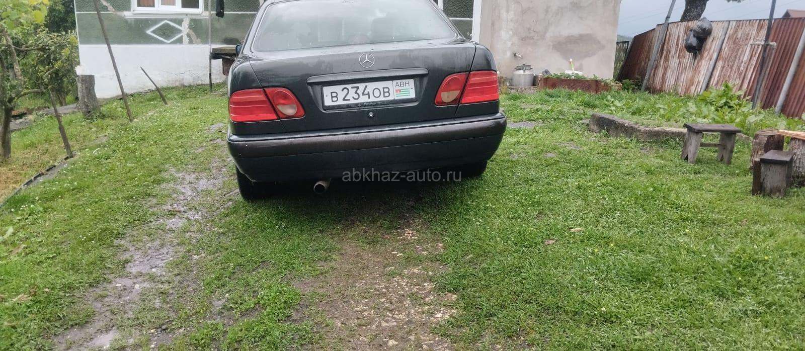 Mercedes-Benz E-Класс