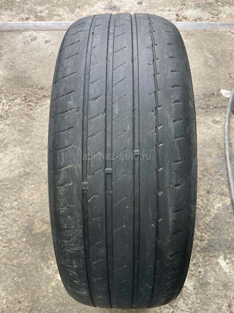 225/45 R19