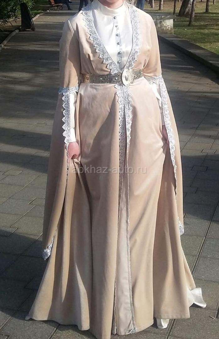 Национальное платье