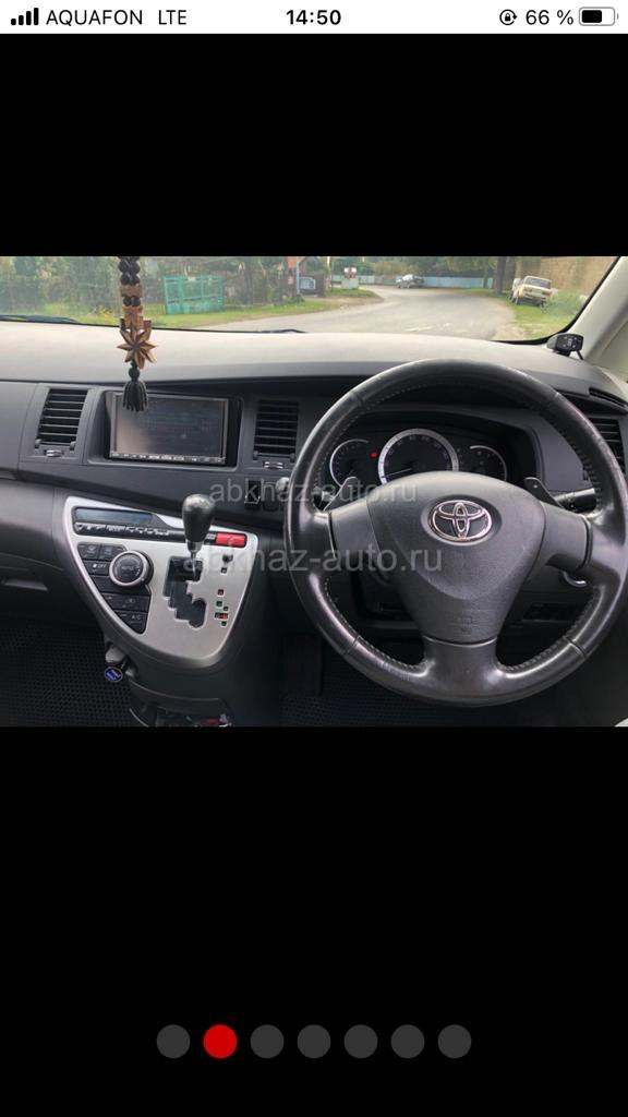 Toyota Isis