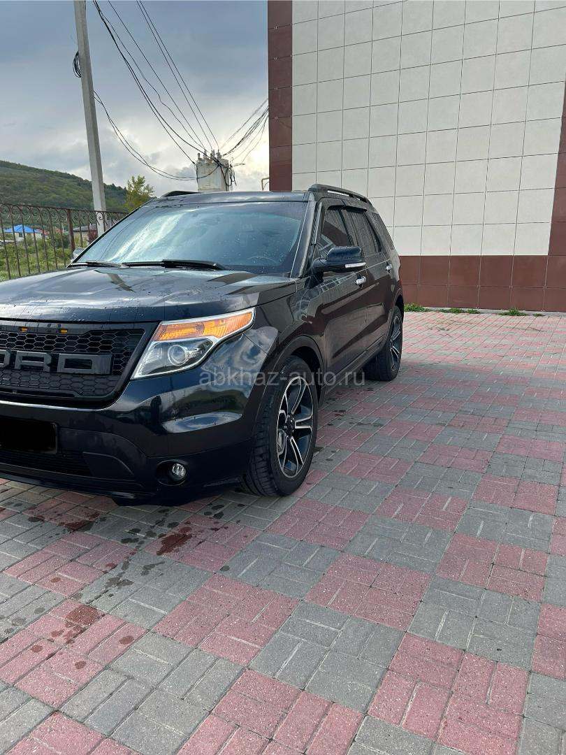 Ford Explorer