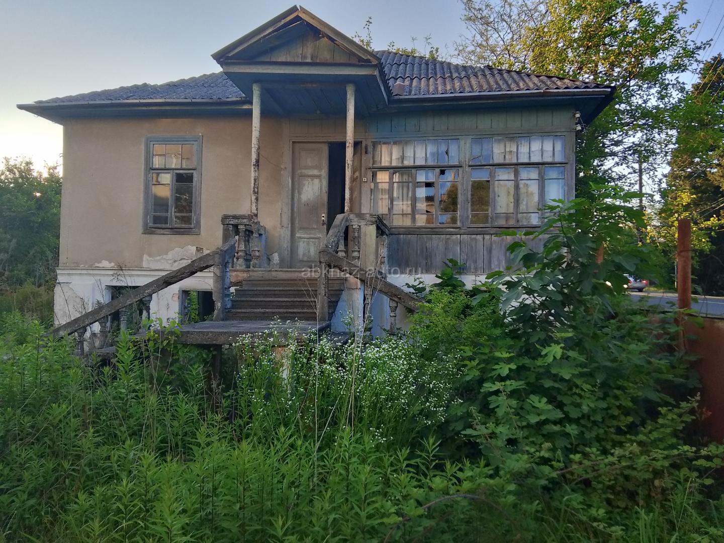 Продается участок с домом