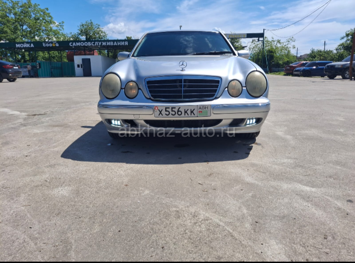 Mercedes-Benz