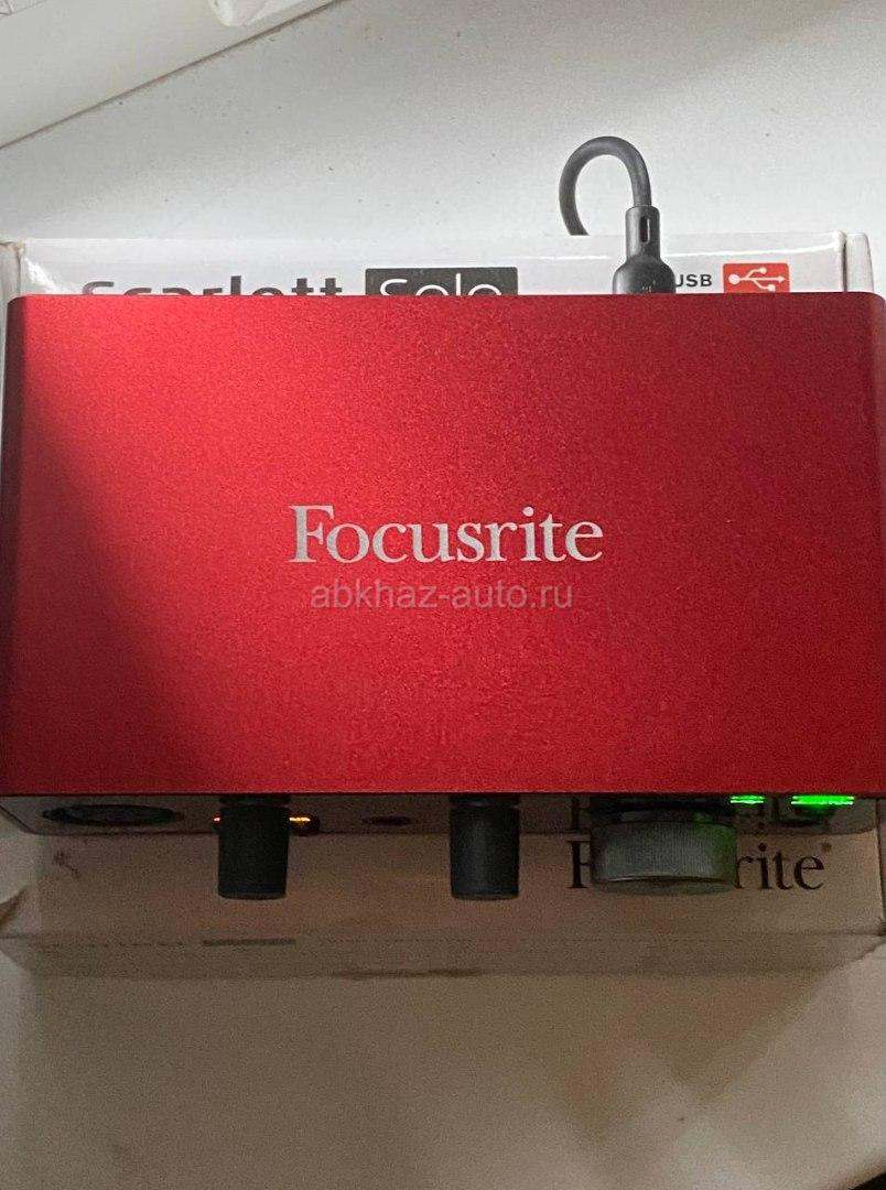 Продам Focusrite Scarlett 3rd Gen