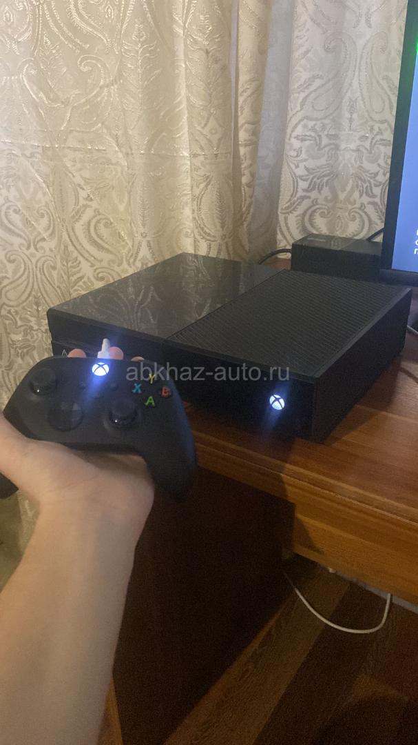 продаже икс бокс уан Много игр Фифа25-26 Форза 5-4 части Юфс4 Рдр2 ГТА онлайн Мортал комбат и т.д Цена 12 тысяч ,писать в вотсап +7940913754