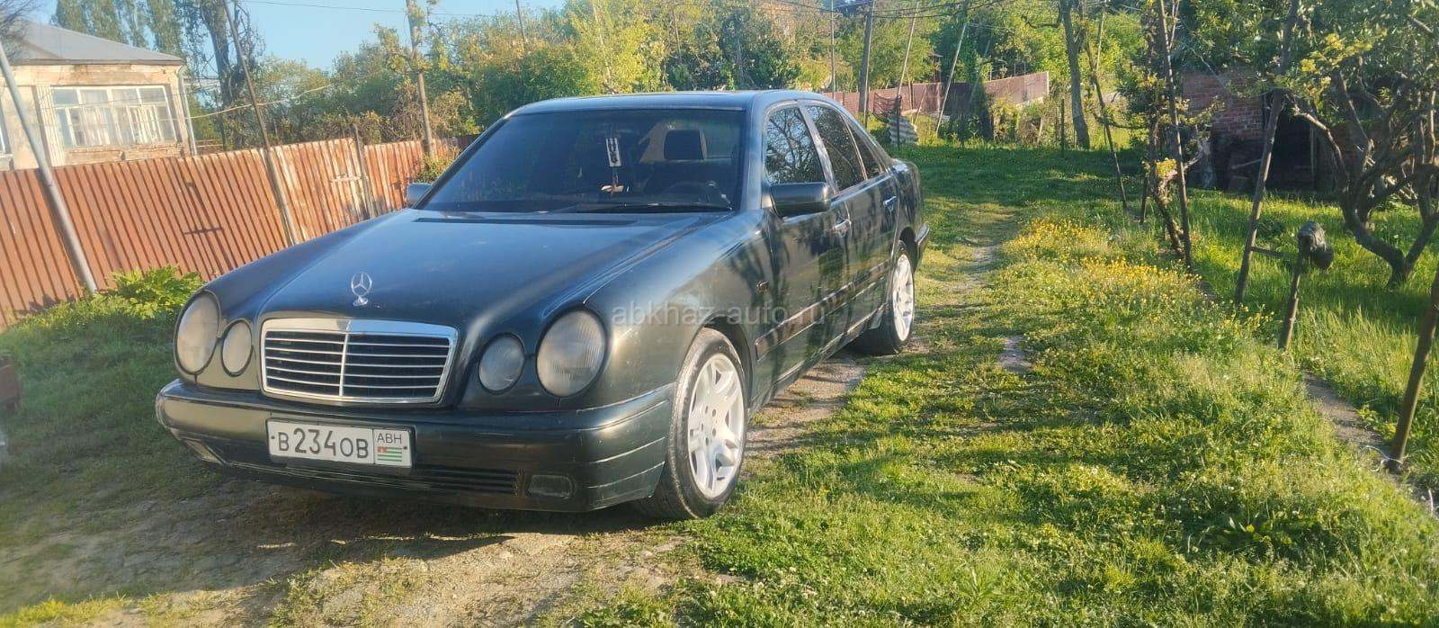 Mercedes-Benz E-Класс
