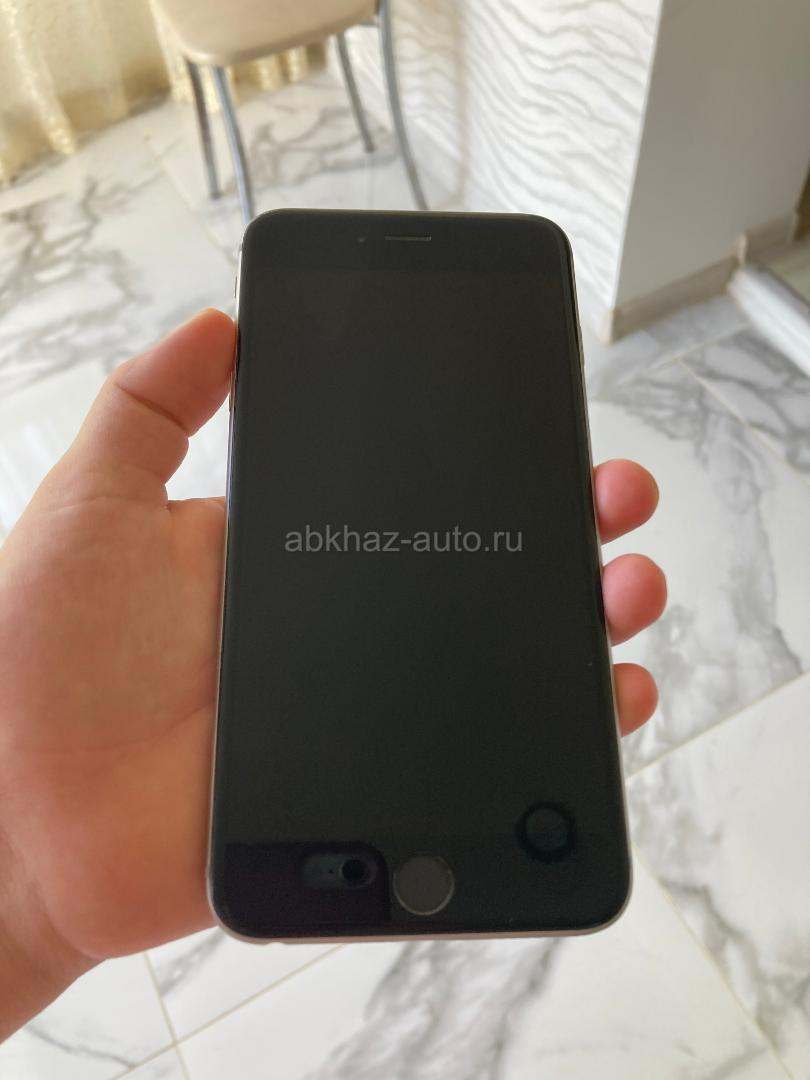 Продаю айфон в хорошем состоянии. ✅