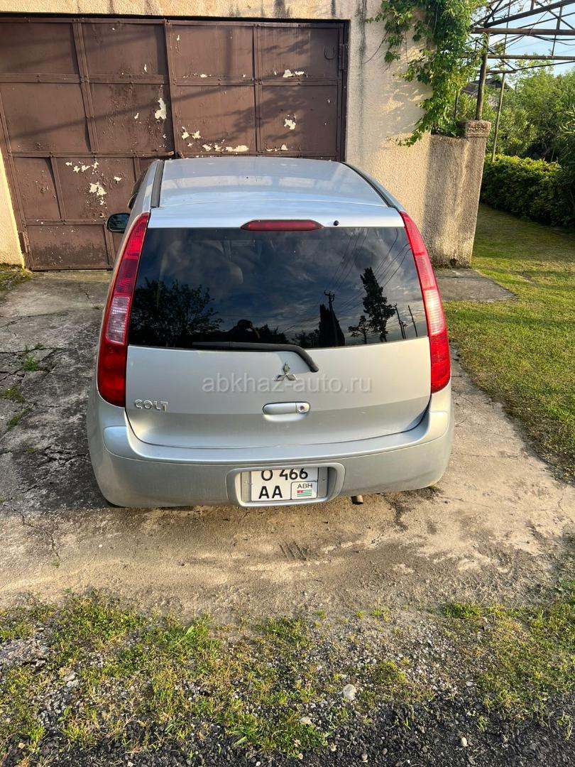 Mitsubishi Colt
