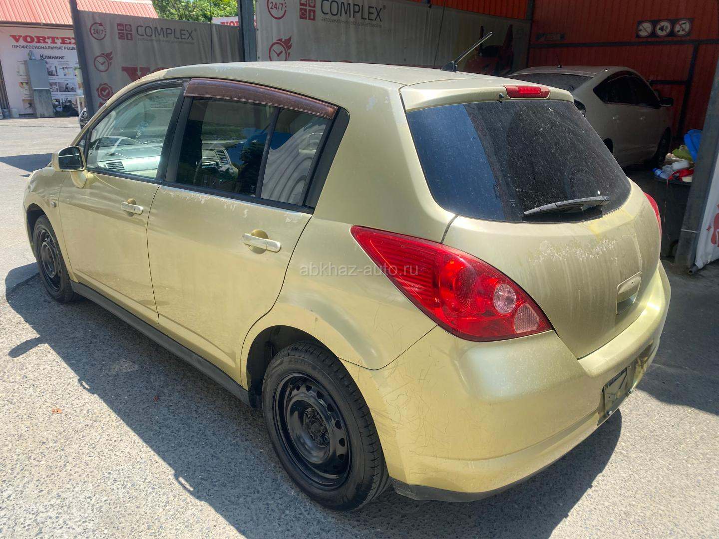 Nissan Tiida