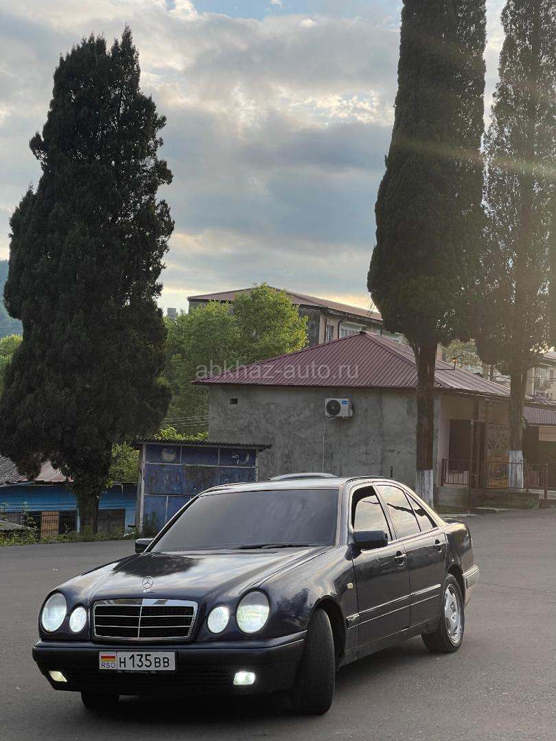 Mercedes-Benz E-Класс