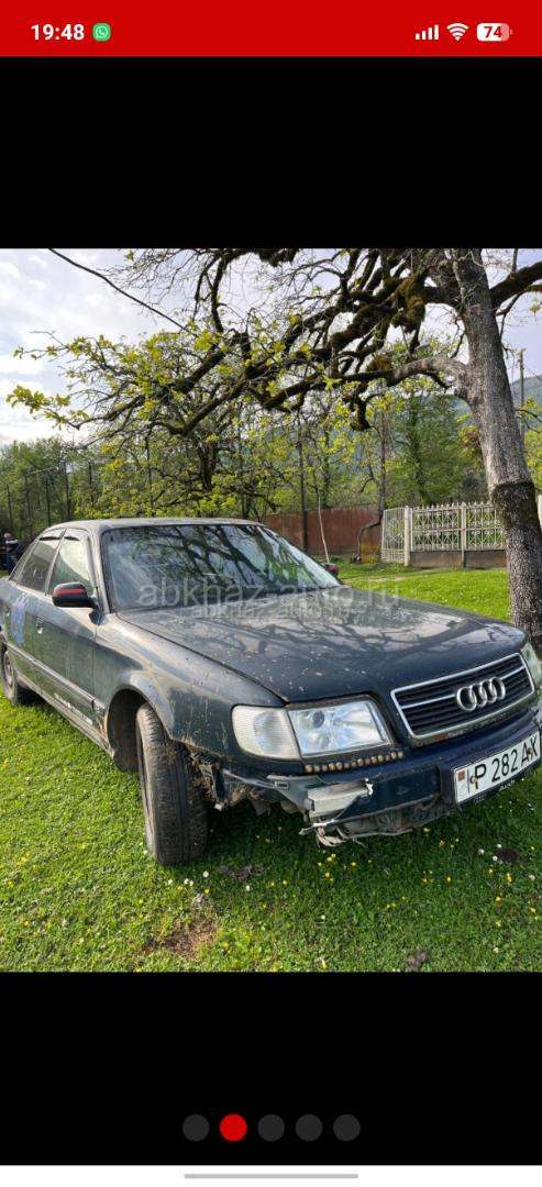 Audi 100