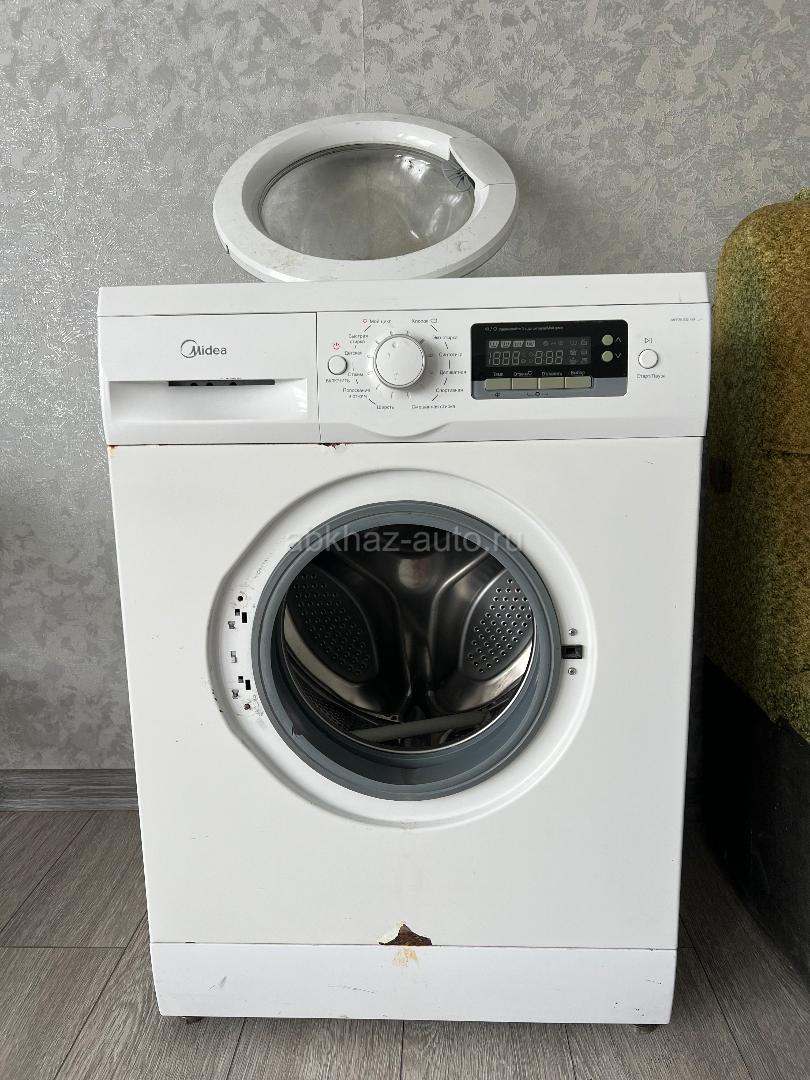 ПРОДАЕТСЯ СТИРАЛЬНАЯ машинка Midea 7кг
