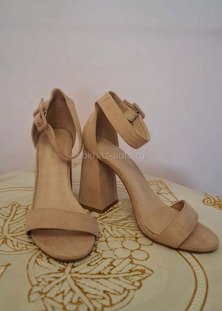 Продаются босоножки 👠