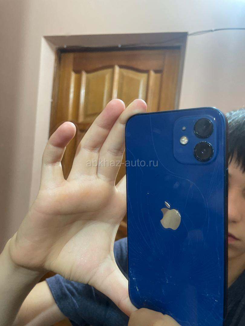iPhone 12