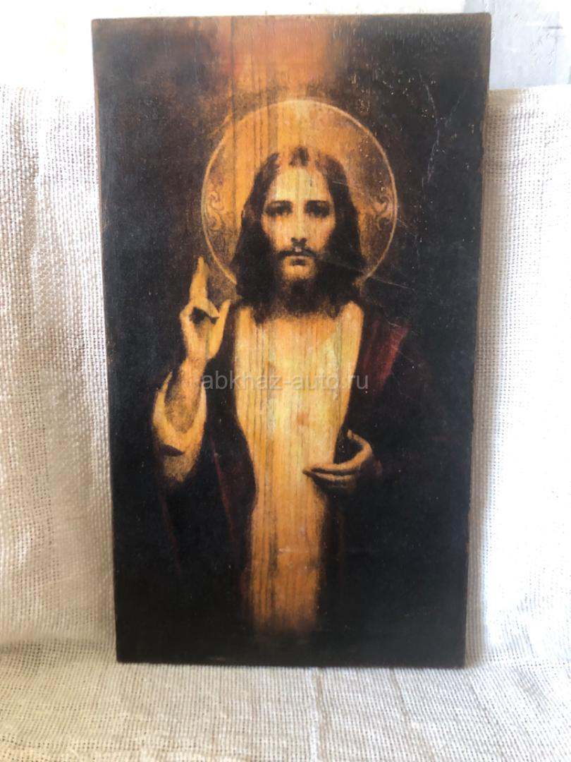 Иконы на дереве