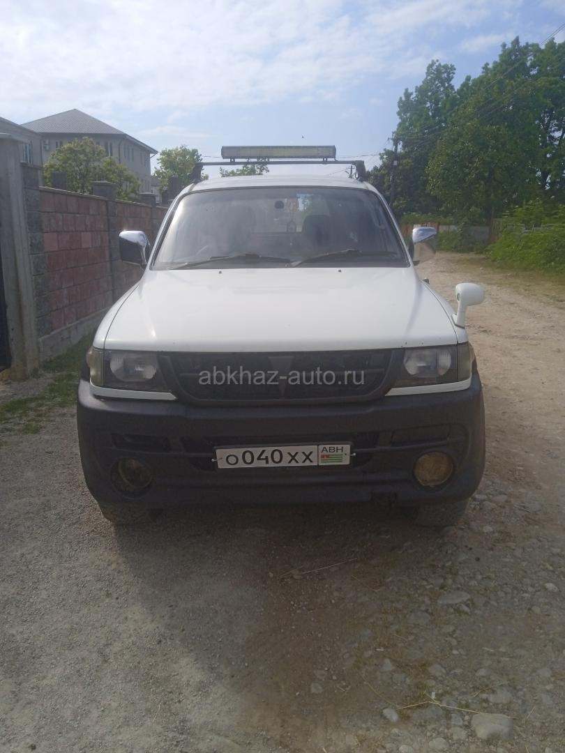 Mitsubishi Challenger