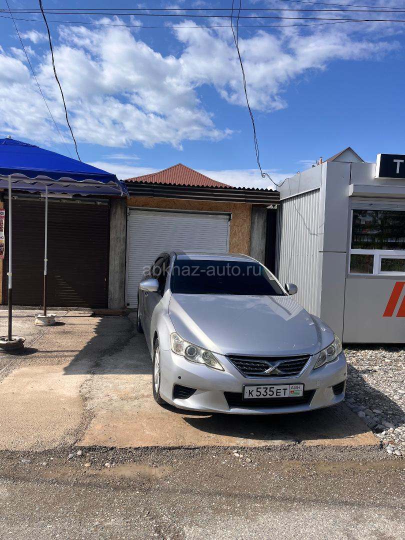Toyota Mark X