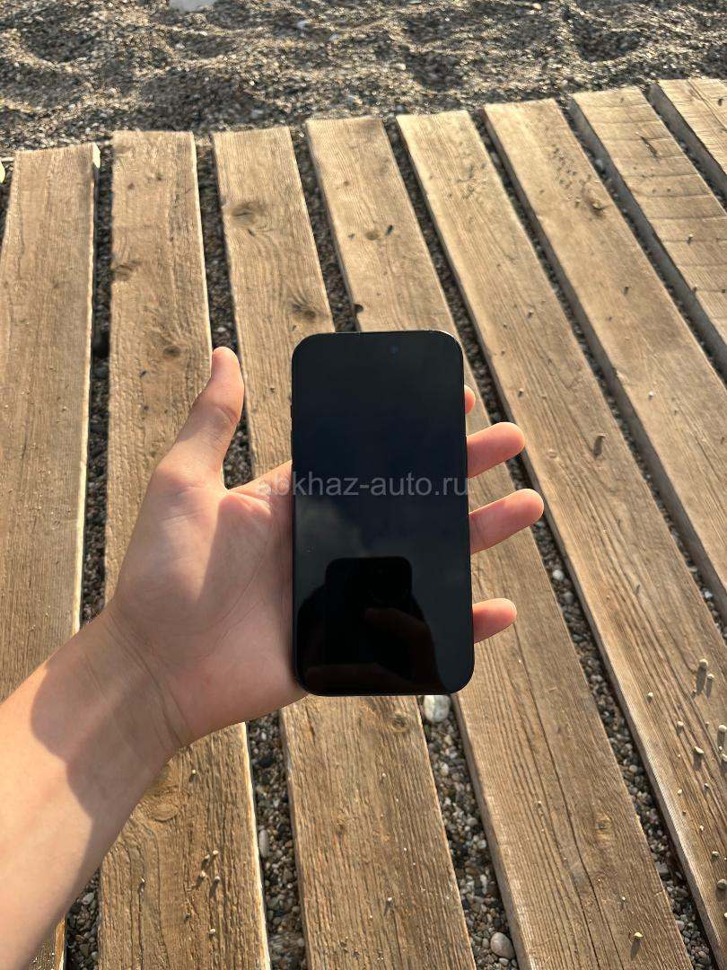 Продаю 15 iPhone