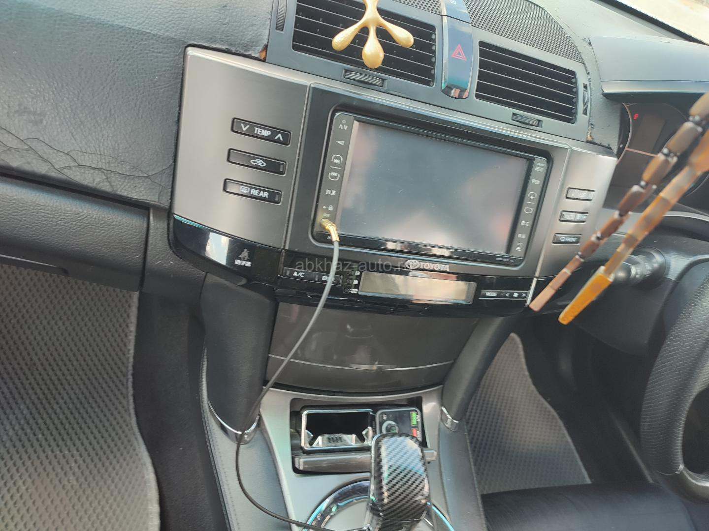 Toyota mark x меняю магнитолу на родную