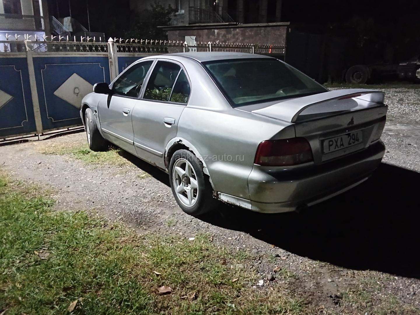 Mitsubishi Galant