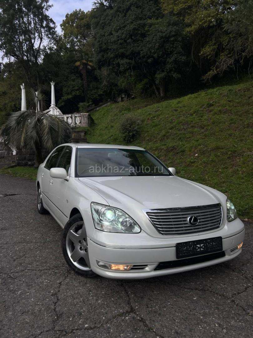 Toyota Celsior