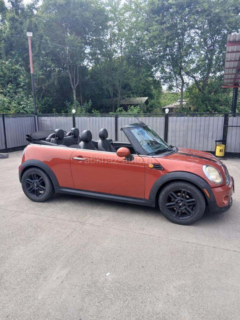 MINI Cooper & Cabrio