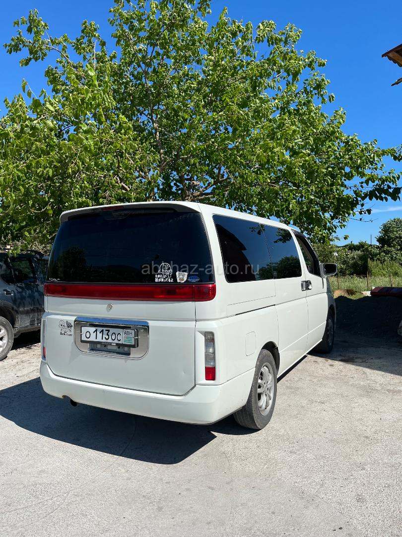 Nissan Elgrand
