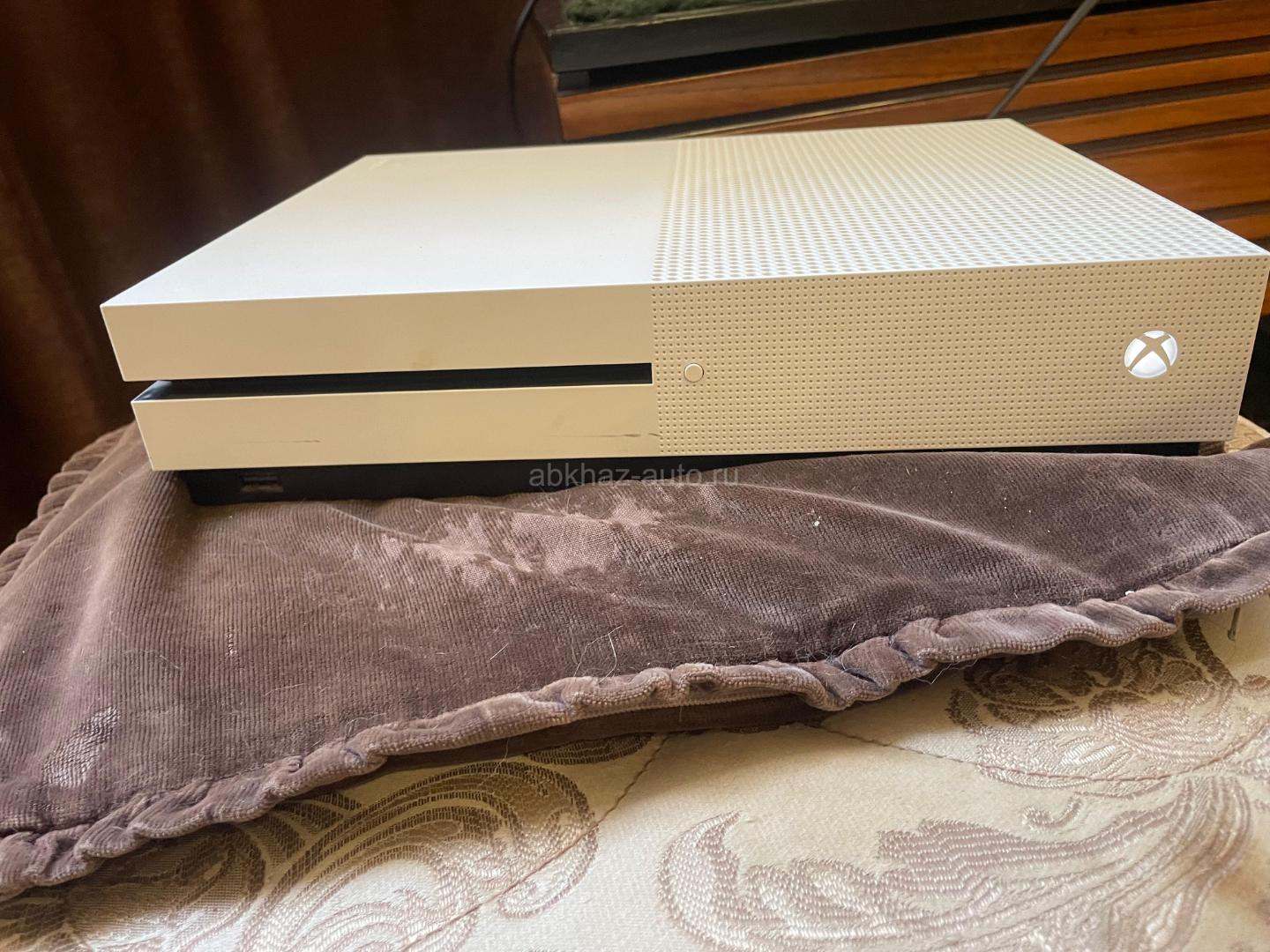 СРОЧНО Xbox one S