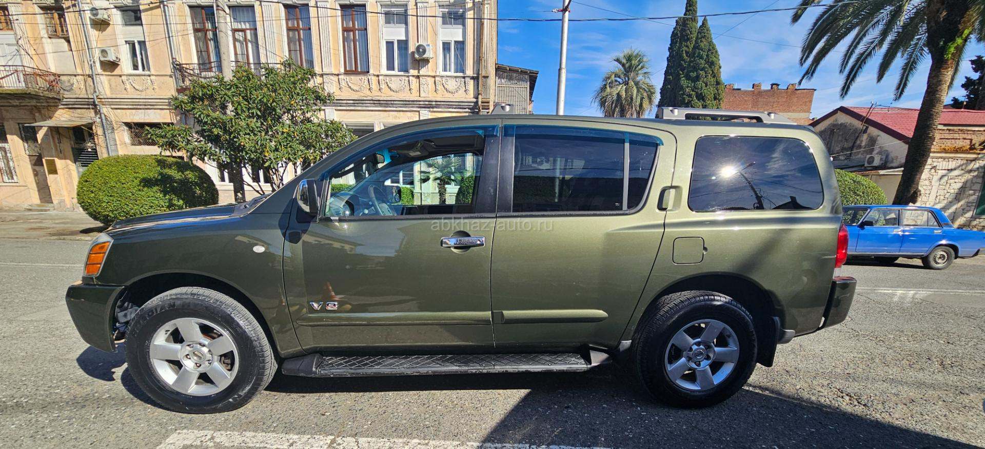 Nissan Armada