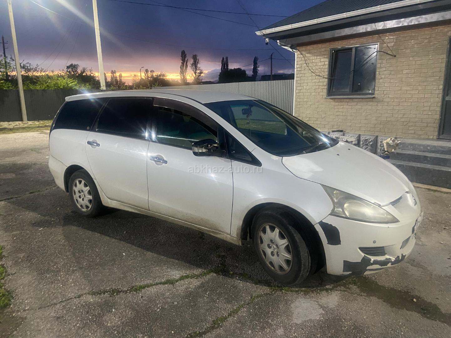 Mitsubishi Grandis