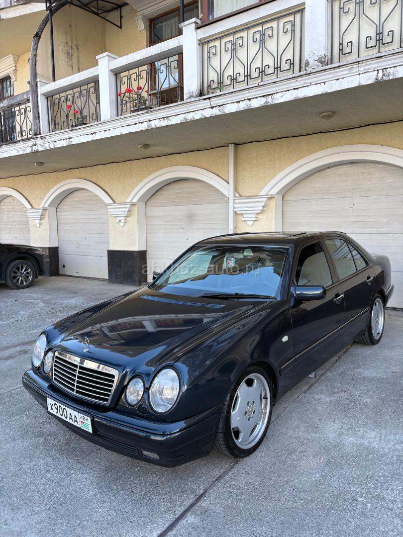 Mercedes-Benz E-Класс