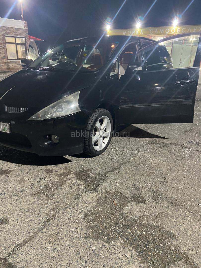 Mitsubishi Grandis