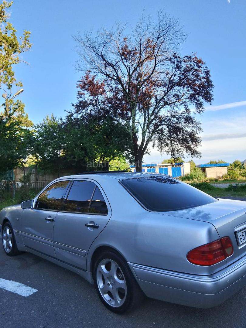 Mercedes-Benz S-Класс
