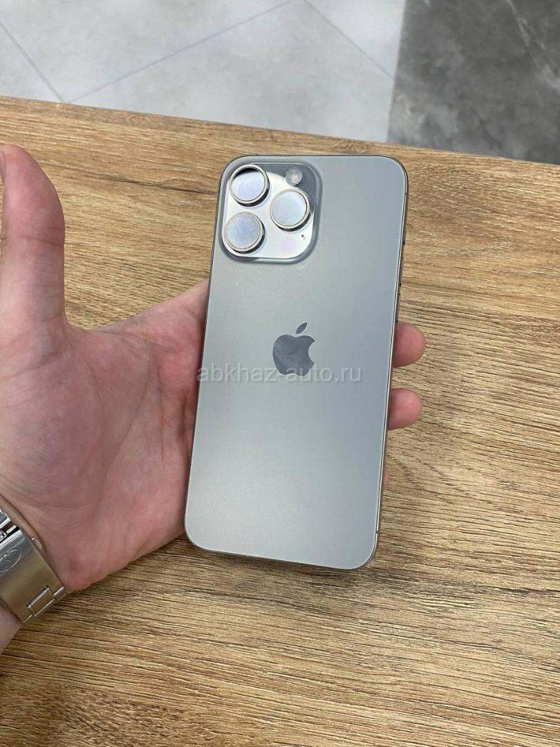 IPhone 15 Pro Max 256 gb 90🔋