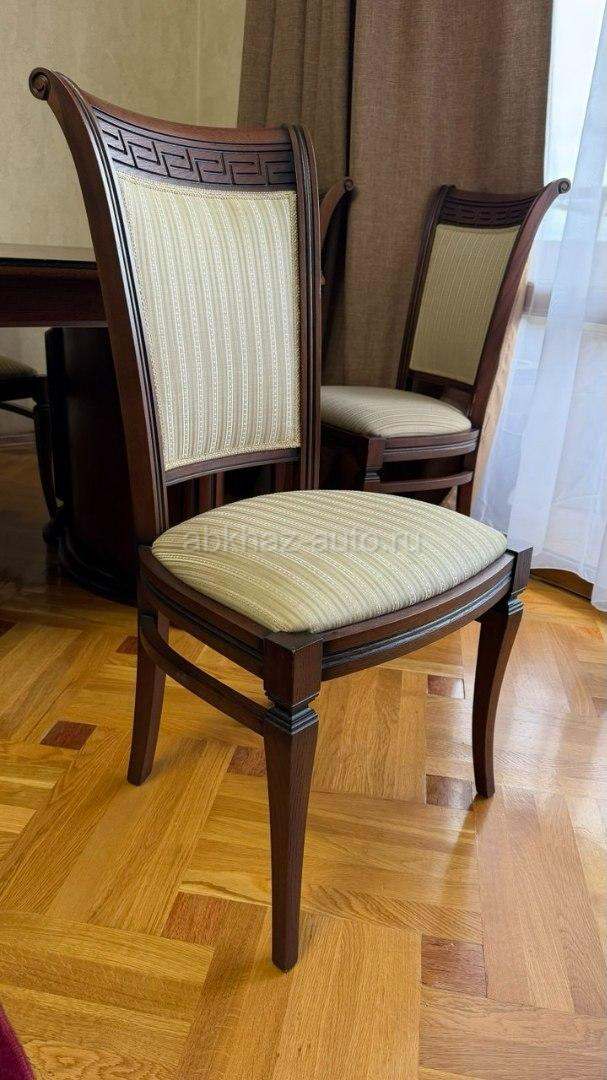 Стулья