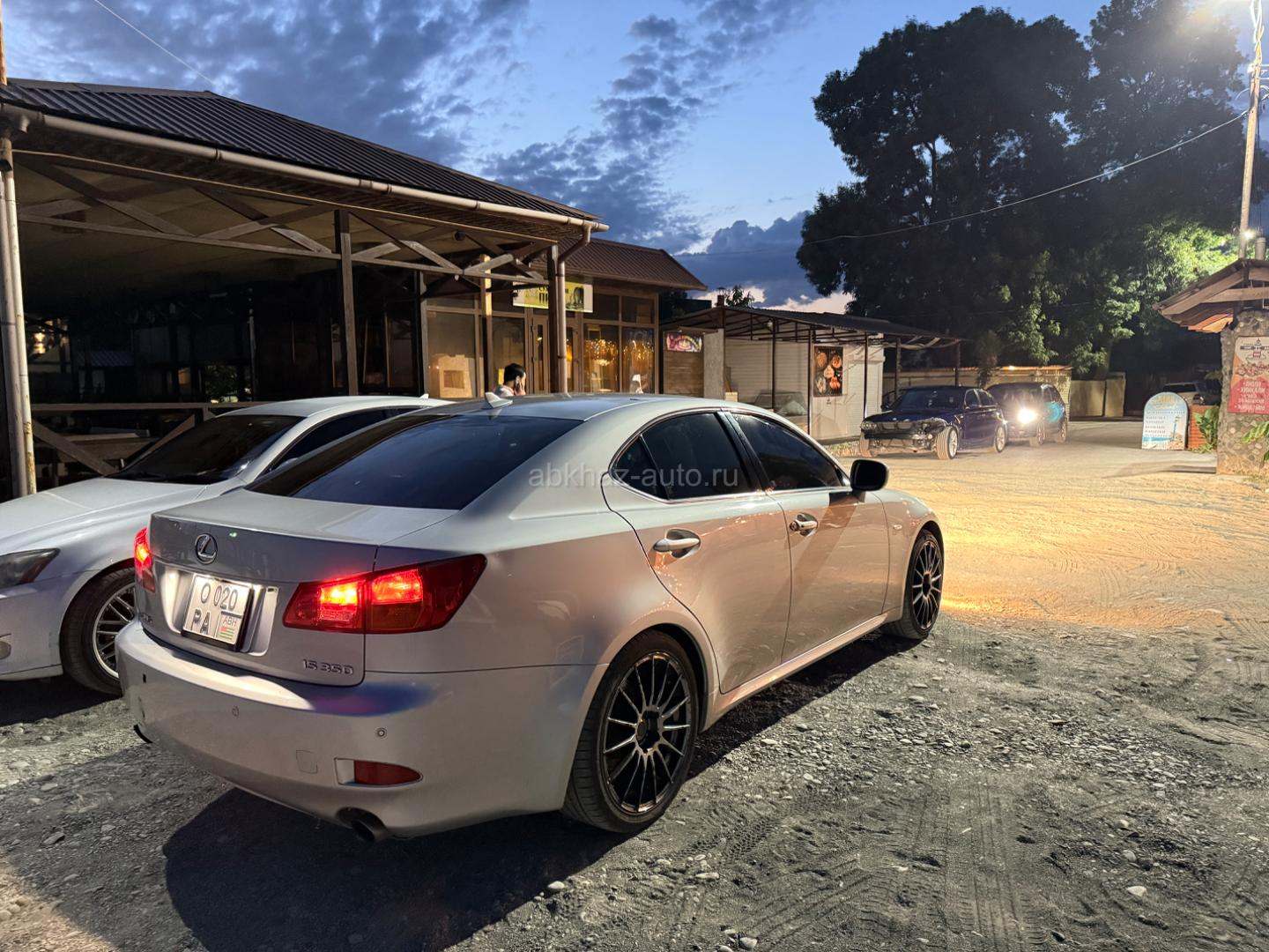 Lexus IS