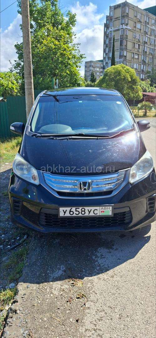 Honda FR-V